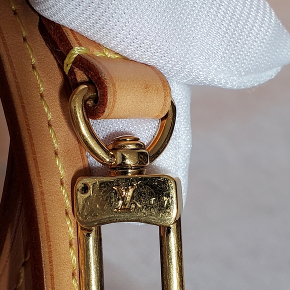 Authentic Louis Vuitton Monogram Favorite MM SOLD - Picture 8 of 16